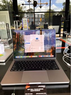 MacBook Pro 14” M2 Pro Chip 16GB Ram 512SSD! 90 Day warranty! We offer financing.