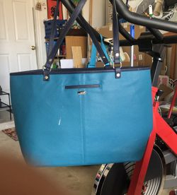 Thirty-One Bags $10 Each. The red bag &5