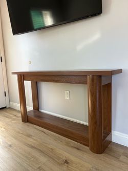 Console table / home decor/ home entry table