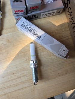 Bmw Factory Ngk Plugs. All 6 1(contact info removed)551