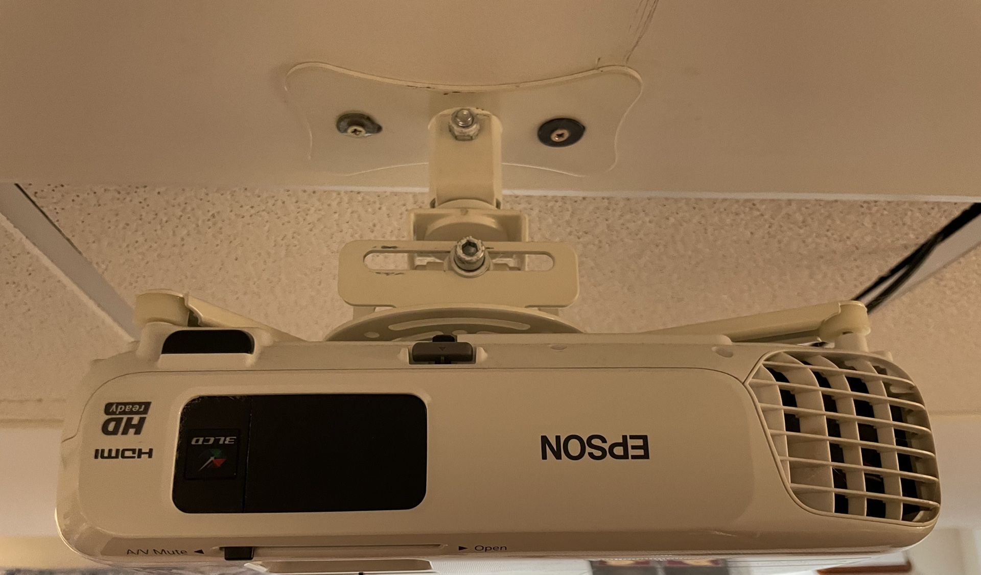 Entire Home Theater - Projector, Speakers, Receiver