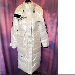 Coat long thick padded pocket hoodie print parka outerwear modern white puffer