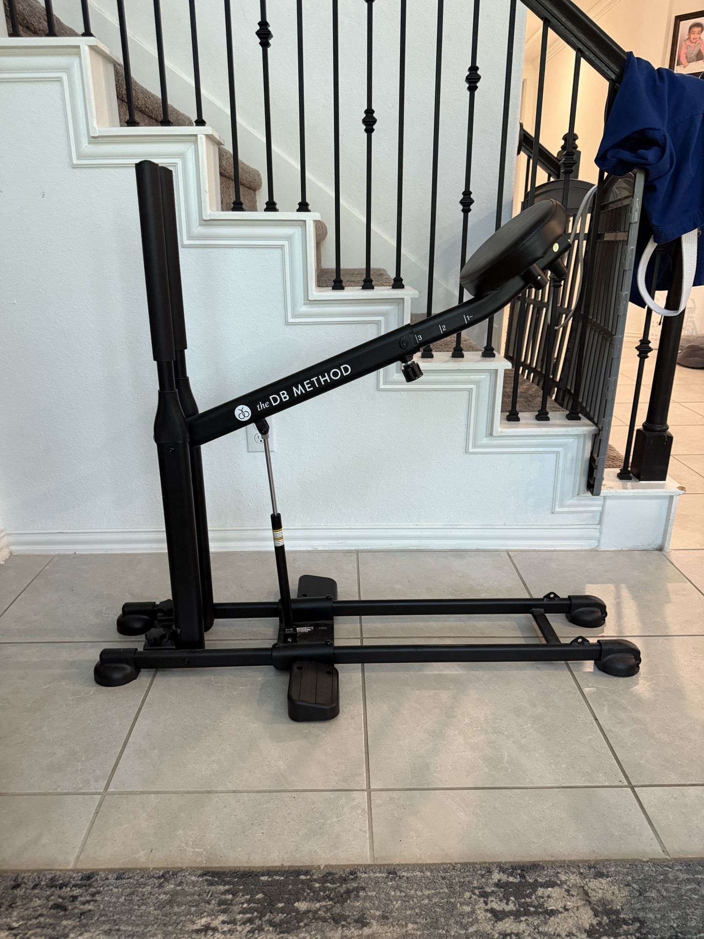 The DB Method- Squat Machine