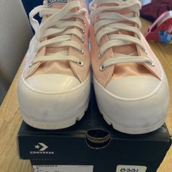 Converse Womens Chuck Taylor All Star Lugged Ox Low Top Size 9