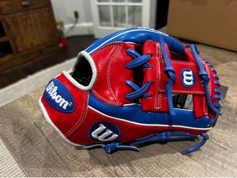 Wilson A2000 and Rawlings HOH 11.25”-11.75” baseball gloves