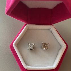 Diamond And Gold Earrings 