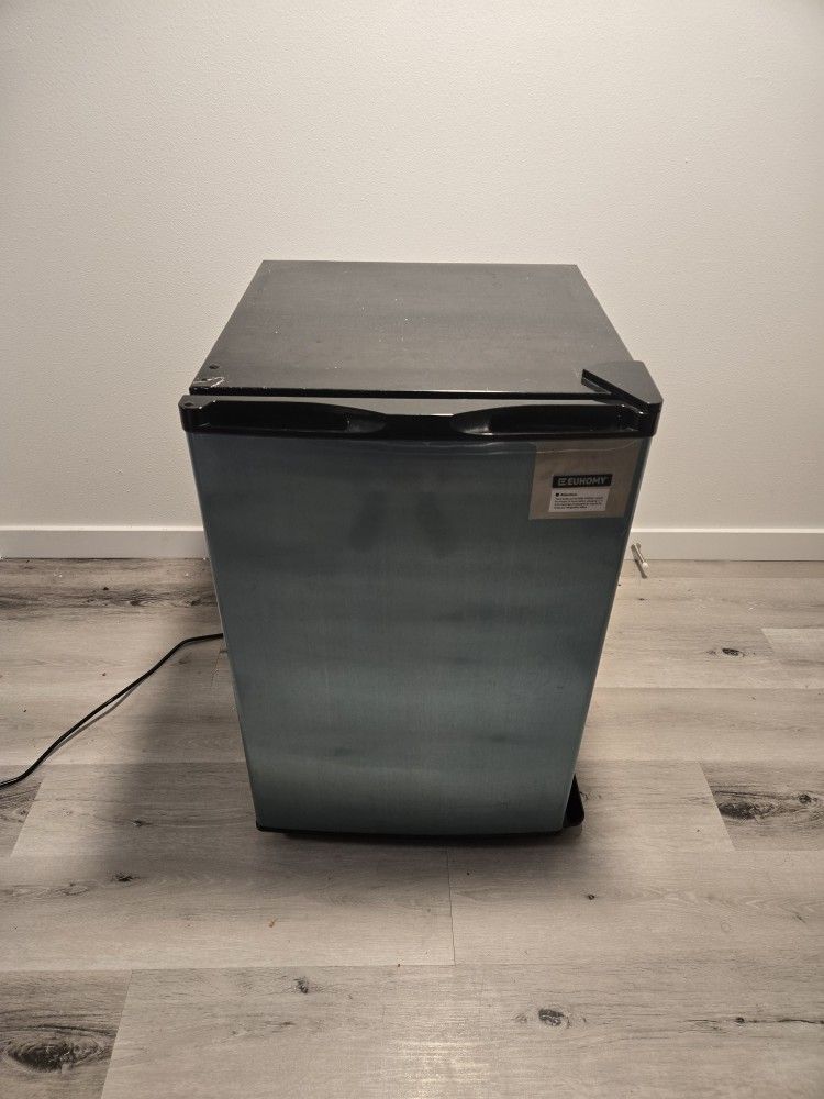 Standing Freezer