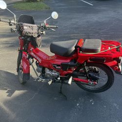 Honda Trail 125 