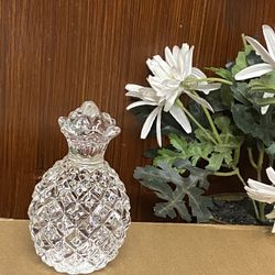 Vintage lead crystal pineapple paperweight