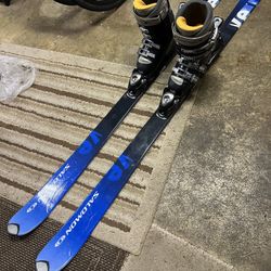 Skis And Ski Boots Set