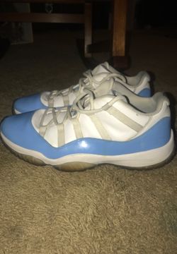 Jordan retro 11 low UNCs Size 11. Great Condition