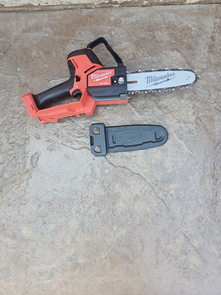 Milwaukee M18 Fuel Chainsaw 8in Tool Only