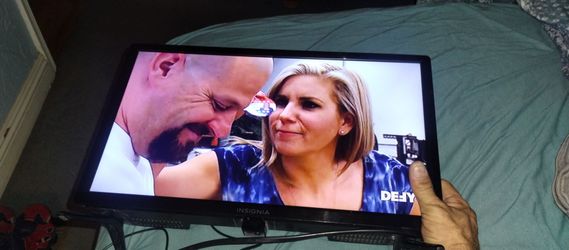 15" tv  with remote
