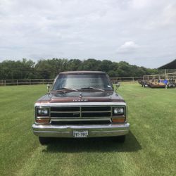 1983 Dodge D-Series