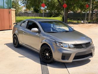 2011 KIA Forte Koup