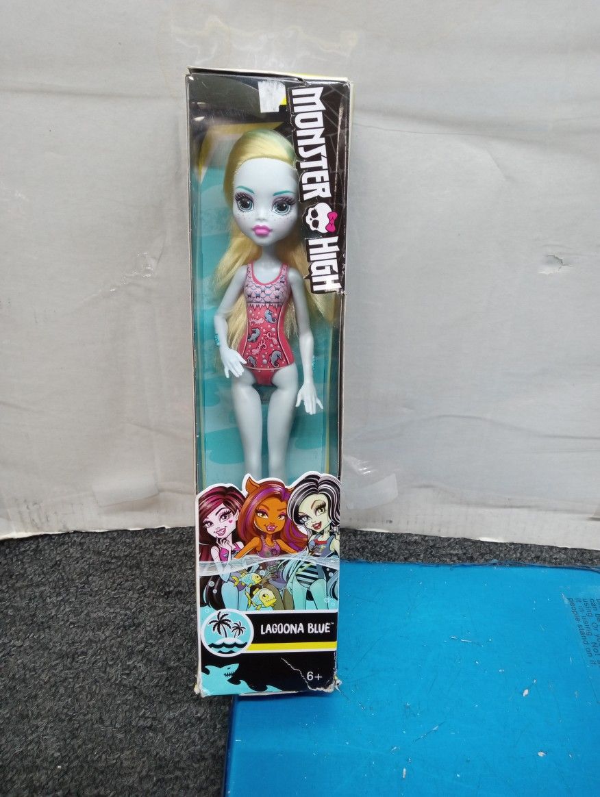 2017 Monster High lagoona Blue Mattel