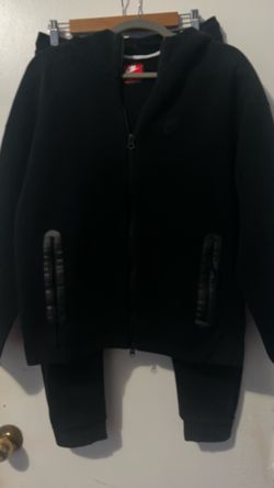 Nike tech black suit size S