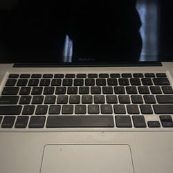 Two MacBook Pro (2012) 