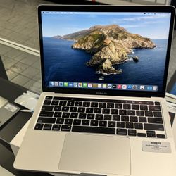 MacBook Pro 2020 M2 8GB 256gb 