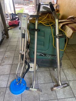 Commercial carpet cleaning machines