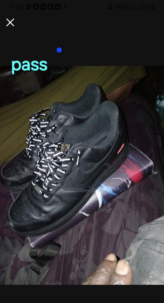 Nike Supreme BLACK