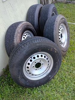 Bridgestone 255/70R16