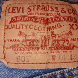 LEVI 501.  W/30xL/34