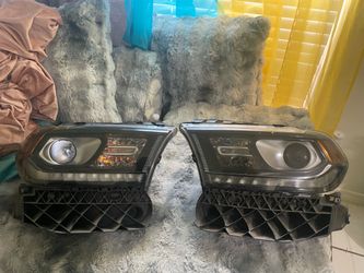 2016–2020 Dodge Durango OEM Headlights