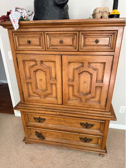 Dresser