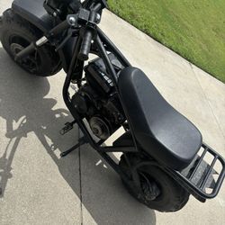 Mega Moto 