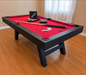 POOL TABLE