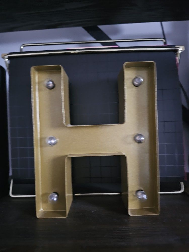 Letter H