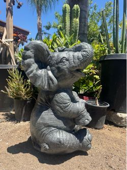 Elephant 🐘 Statue Concrete