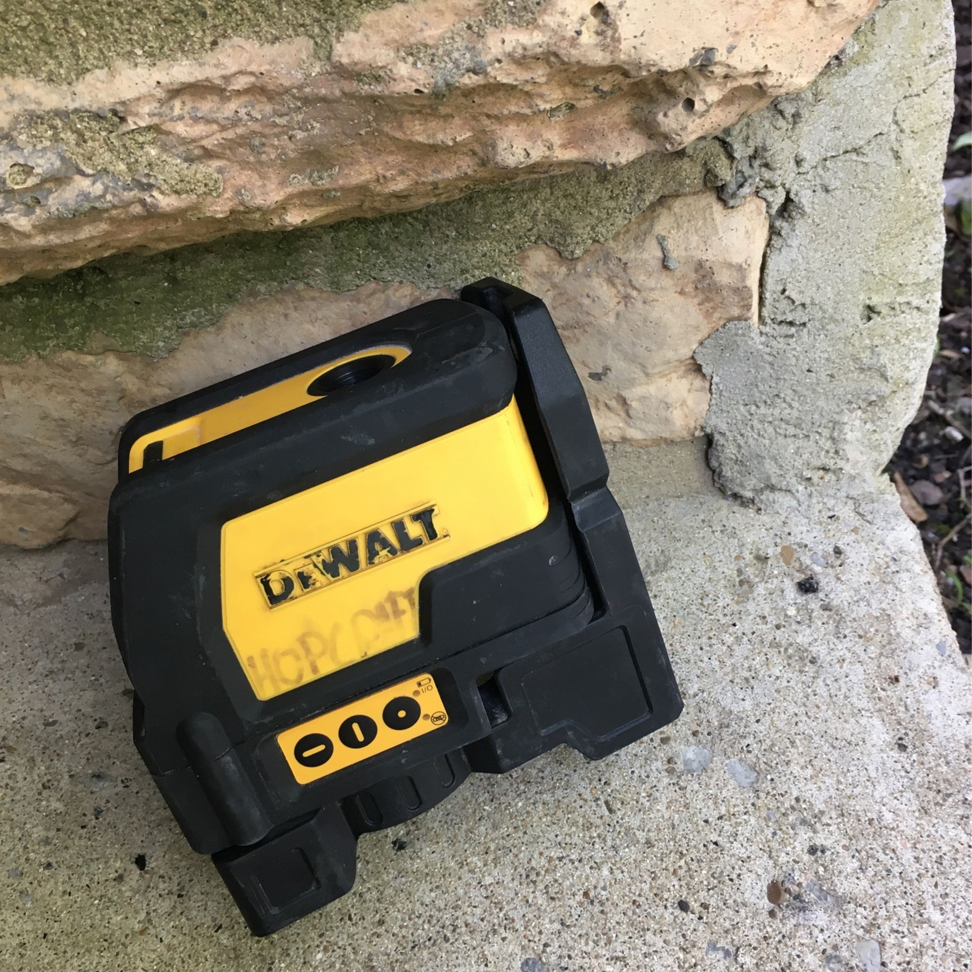 Dewalt Line An Dot Laser