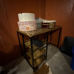 Desk/Table For Pick Up