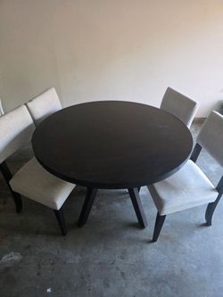 Dinning table