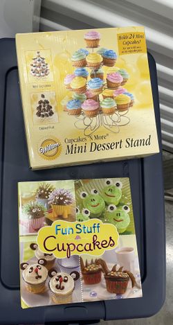 Mini Cupcake stand And Cookbook