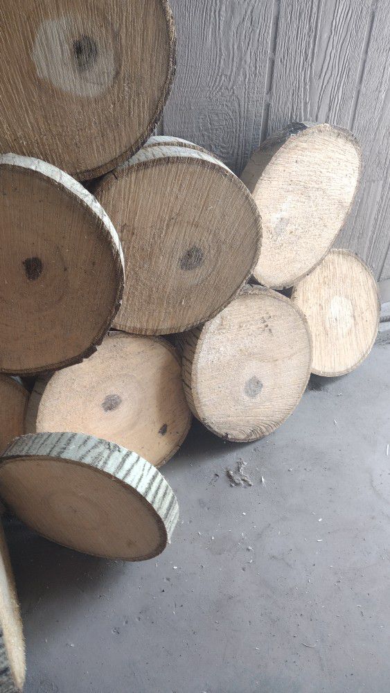 Rustic Round Wood Slices 