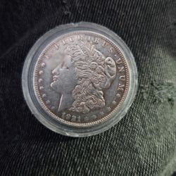 1921  Broken Dye Morgan Silver Dollar