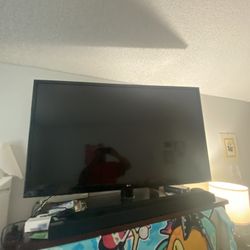 LG 55’ LED TV