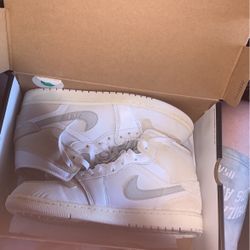 Air Jordan 1 Se Craft Mid