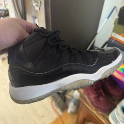 Jordan 11 Space Jams Size 7y