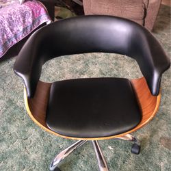 Adjustable Swivel Chair 