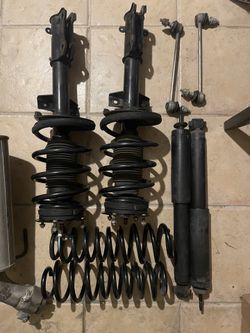 2008 Mustang Bullitt OEM Front shocks Hard to find & rare OEM!