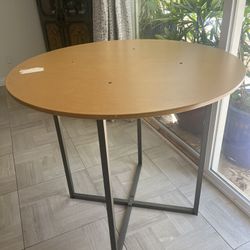 Round Table 40” Inch Circle wood  Table with Metal Base.