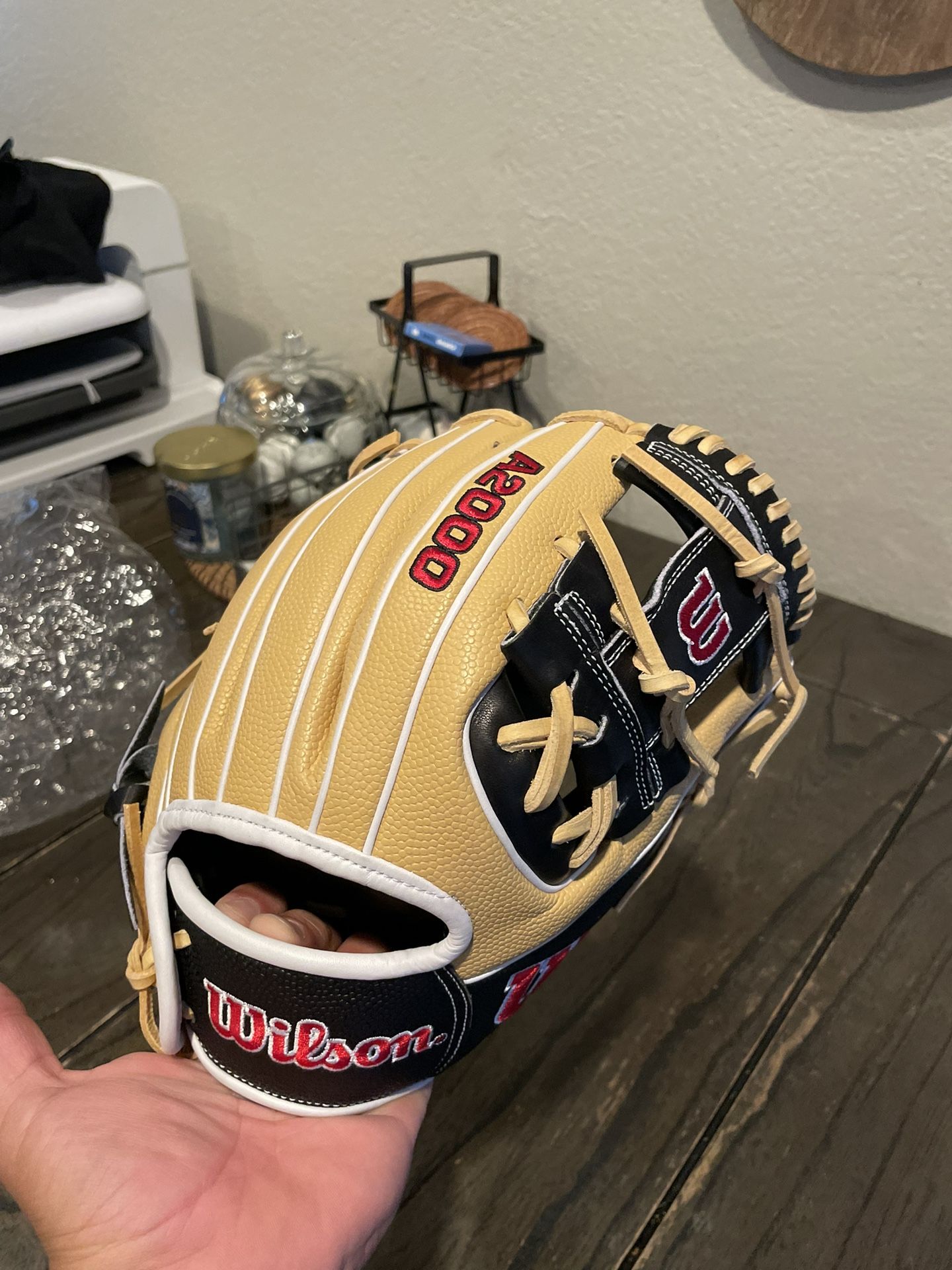 11.5 Wilson A2000 baseball glove