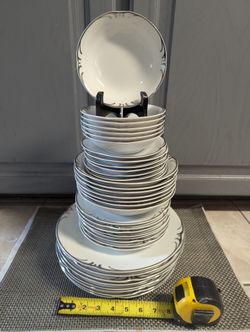 An Elegant Dinnerware Set Of 48 Pieces Made In Japan