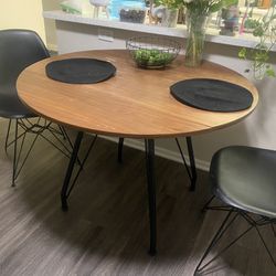 42” Modern Dining Table With Fold Down Option 