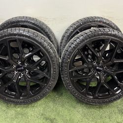NEW 24 inch gm style wheels wrapped in 305/35r24 Atturo ATS tires