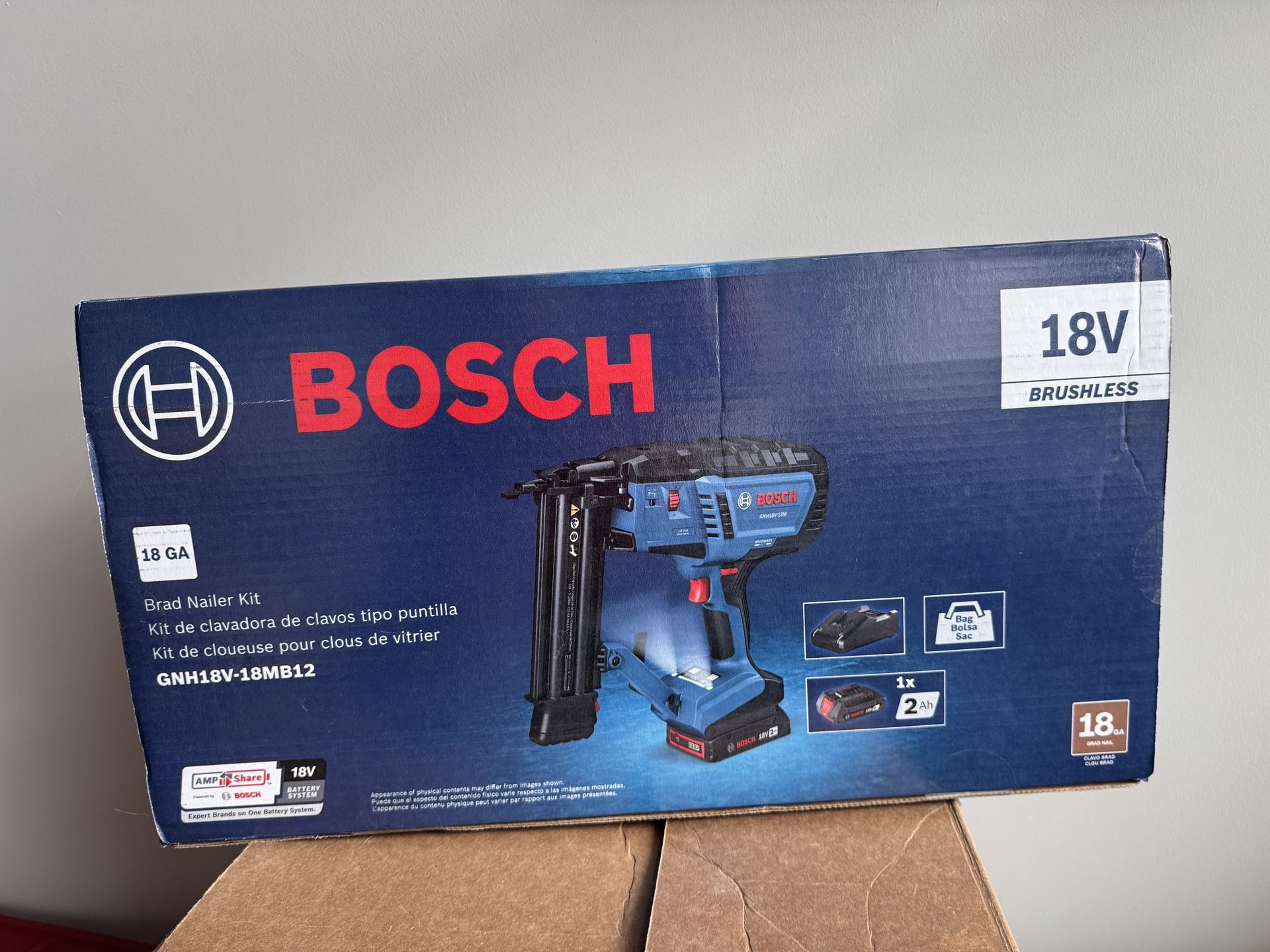 Bosch 18V Brushless 18-Gauge Brad Nailer Kit With Battery And Charger